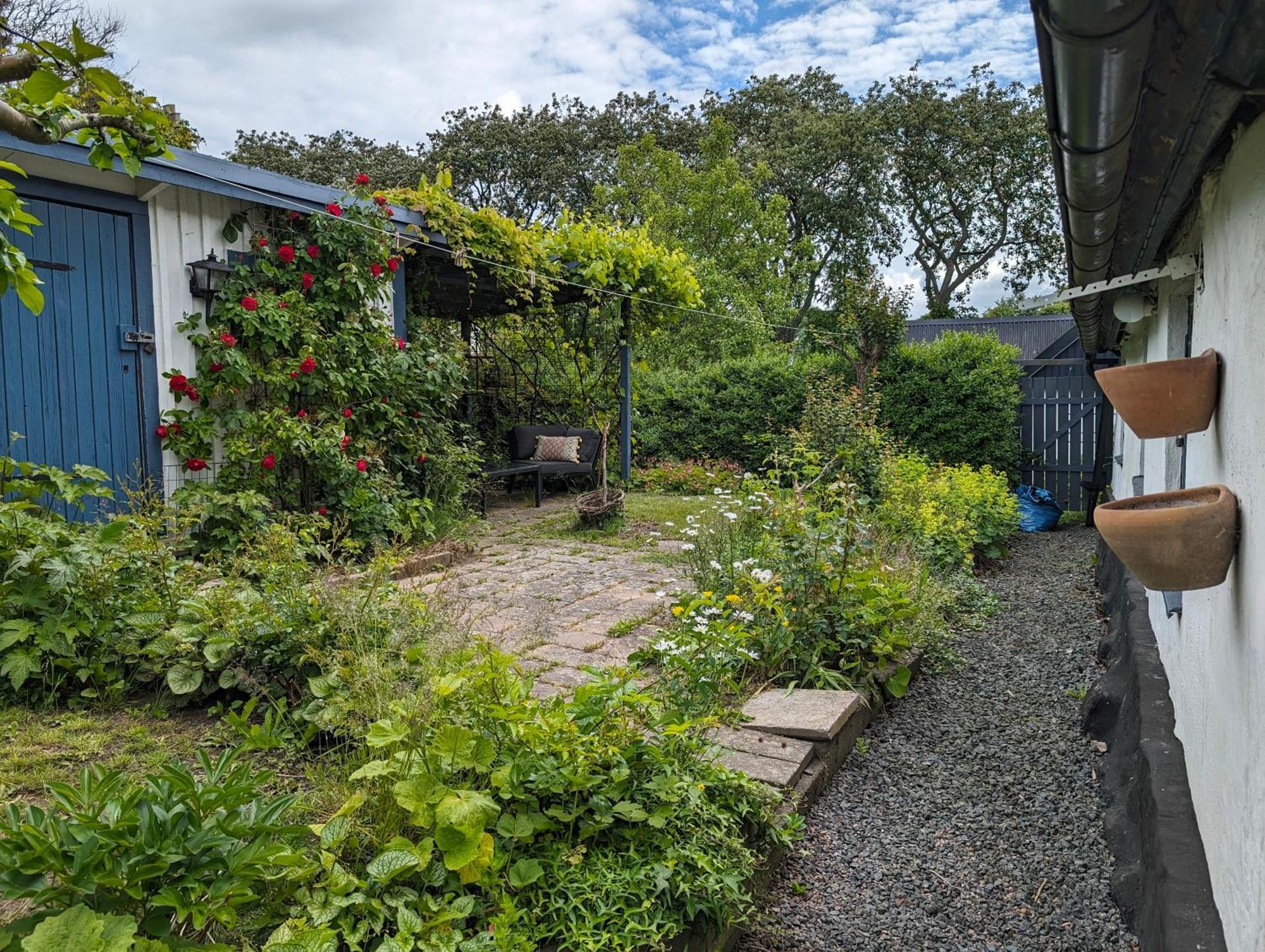 Millans Dockhus Villa Onslunda Buitenkant foto
